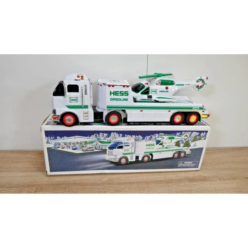 VINTAGE HESS GASOLINE TOY TRUCK AND HELICOPTER 2006 BOXED - Read Desc